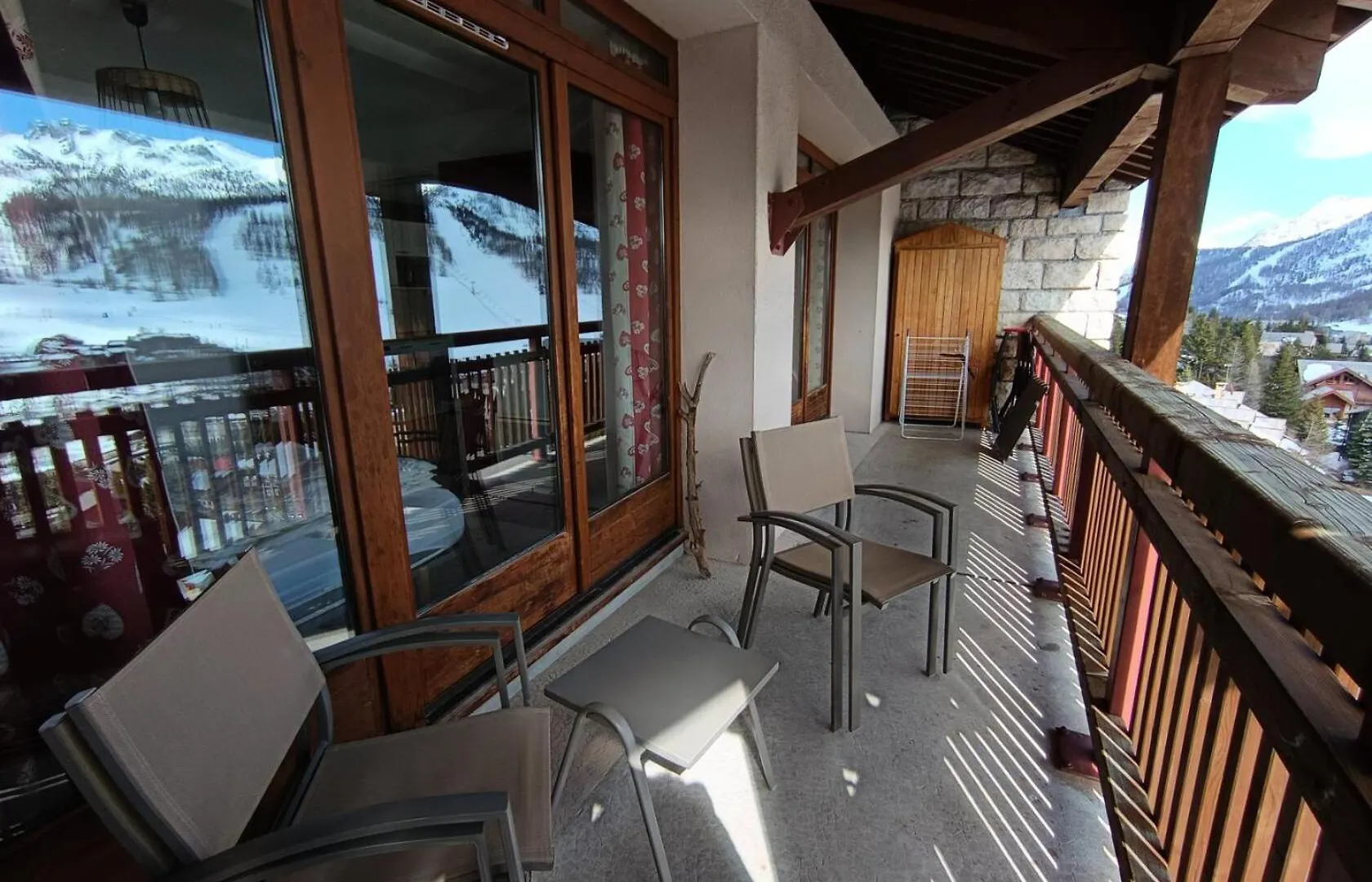 Apartment Residence Plein Soleil - Appartement Plein Sud Avec Superbe Vue, Balcon, Parking. Mae-9004 Montgenevre